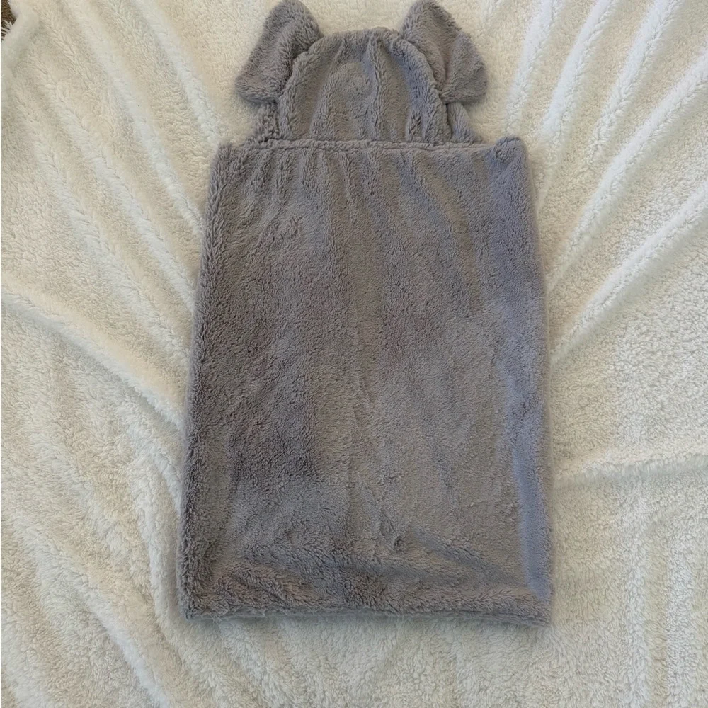 Pottery Barn Kids Elephant Faux Fur Hooded Baby Towel Gray Plush